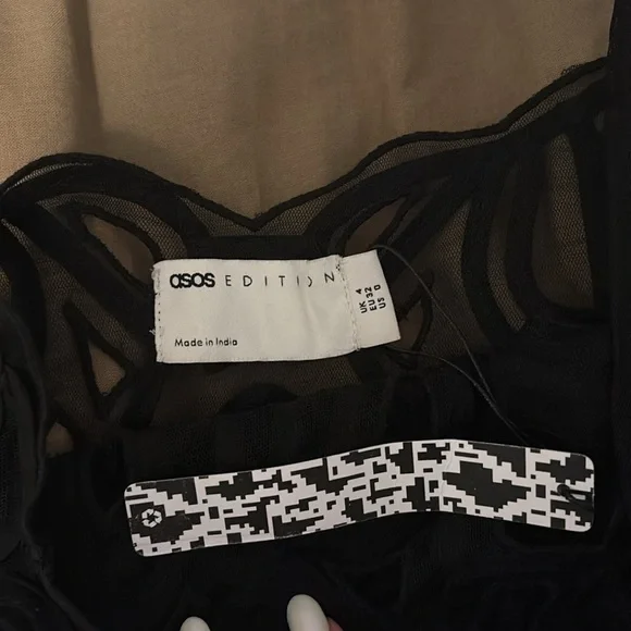 NWT ASOS EDITION embroidered halterneck top with cut out work - Picture 6 of 8